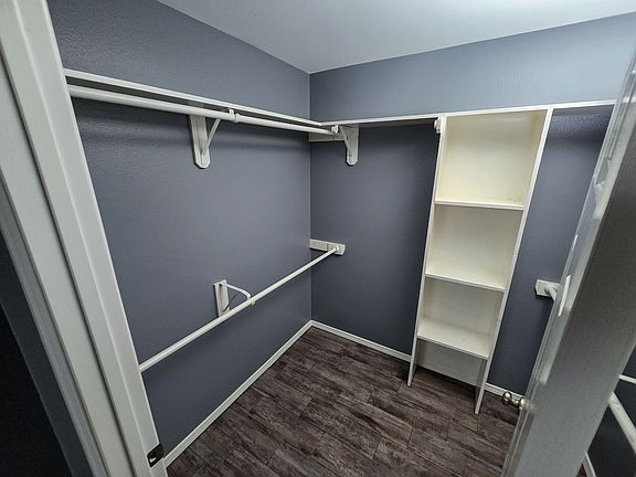 5th image of 1112 E Mahl St #2