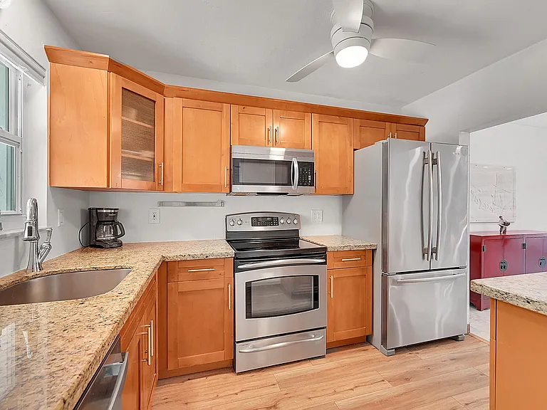 3655 NE 32nd Ave #221B — Photo 16