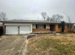 100 Hyland Dr, Petal, MS 39465