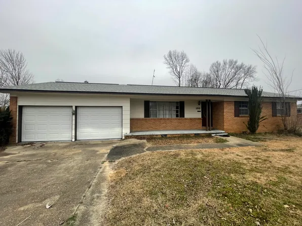 100 Hyland Dr, Petal, MS 39465