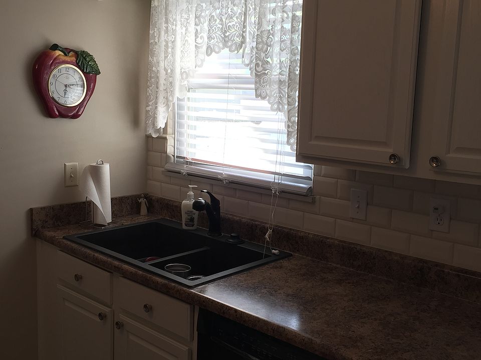1st image of 222 Nedra Dr