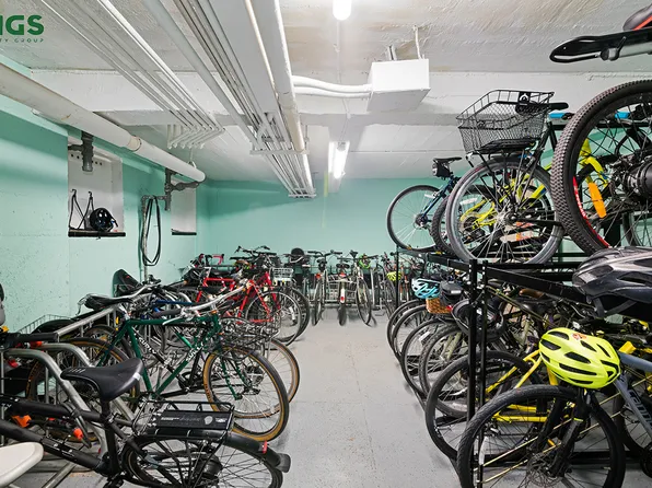 50 Lefferts Avenue image 9 of 10