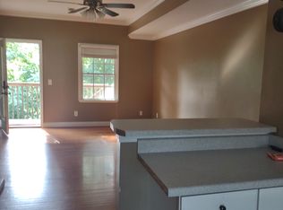 2305 S Greenwood Dr APT 16, Johnson City, TN 37604