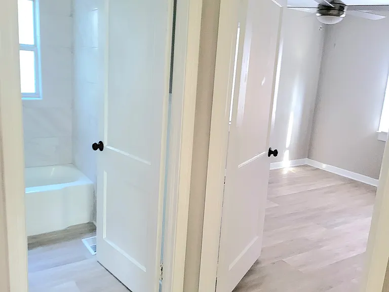 1318 Fay St — Photo 12