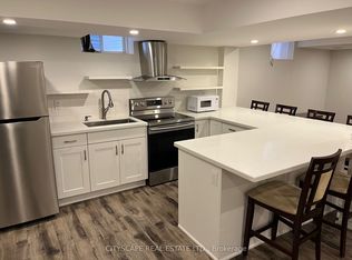 27 Seafair Cres, Brampton, ON L6Y 5W3