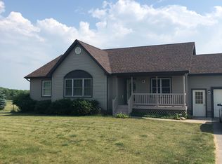 3718 Lorraine Dr, Petoskey, MI 49770