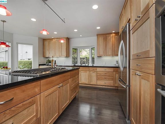 5th image of 4310 Chamberlin Ct