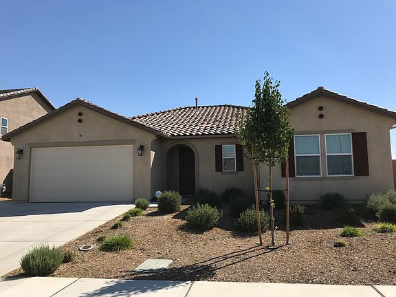2nd image of 34742 Elkhorn Ct
