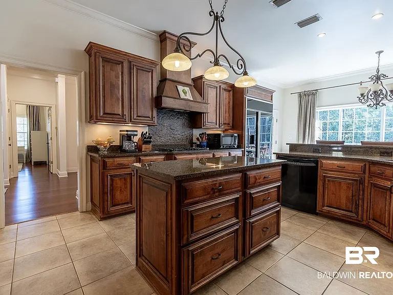 7316 Northbrook Cir — Photo 17