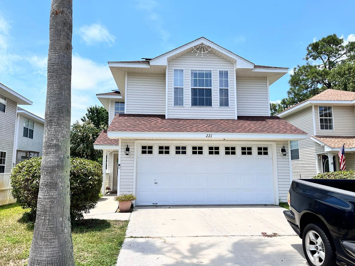 3 bed, 2.5 bath, 1780 sqft, $2,750 — Photo 1
