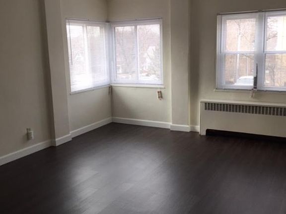 3rd image of 110 S 49th St