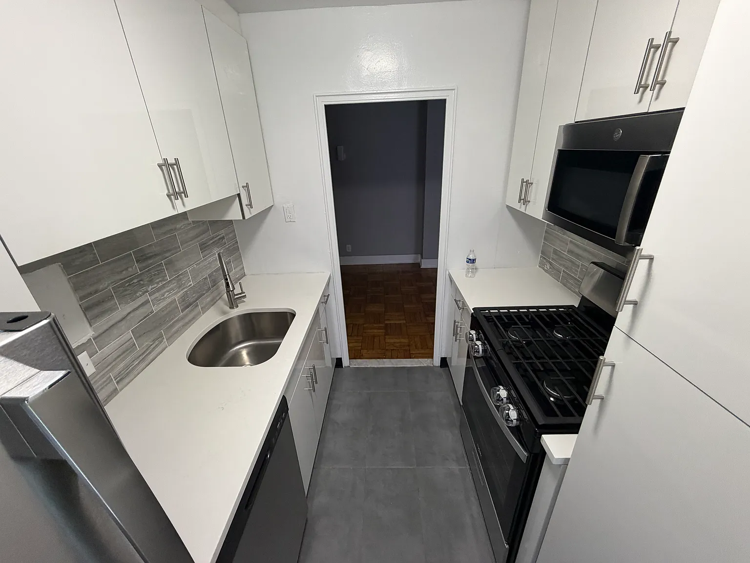 64th Ave, Fresh Meadows — Photo 4