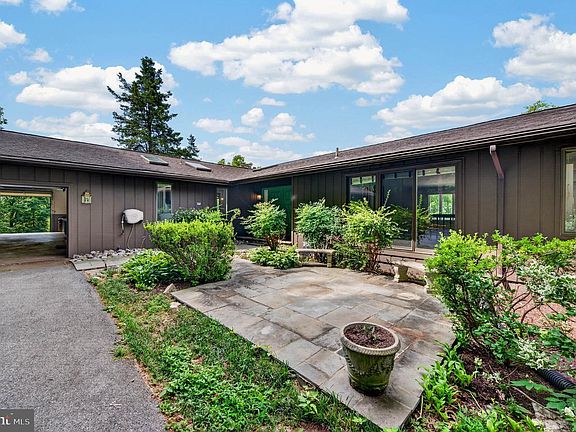 4th image of 4513 Timbery Dr