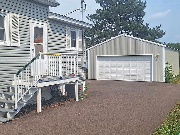 2nd image of 506 22nd St