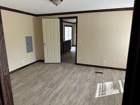 4th image of 19873 Espinosa Ln #C