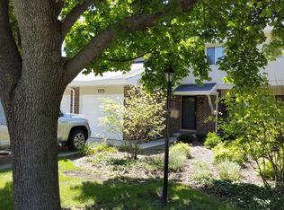 1574 Brittany Ct, Wheaton, IL