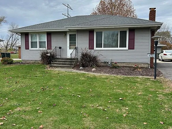490 S Marguerite St, Coal City, IL 60416
