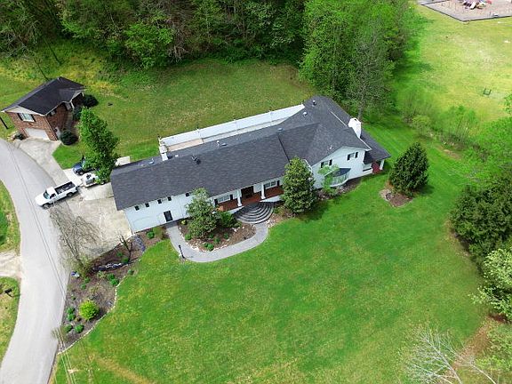 2nd image of 161 Oaklawn Est