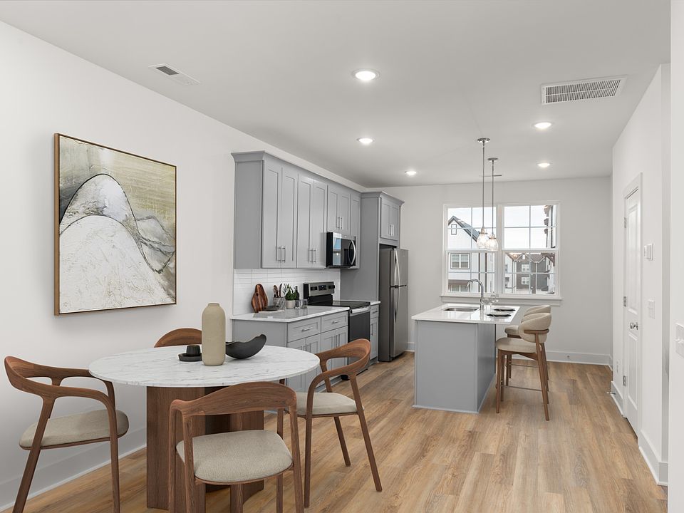 1st image of 700 N Dupont Ave #111