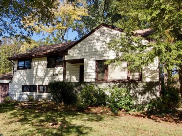1425 Boynton Ave, Westfield, NJ 07090