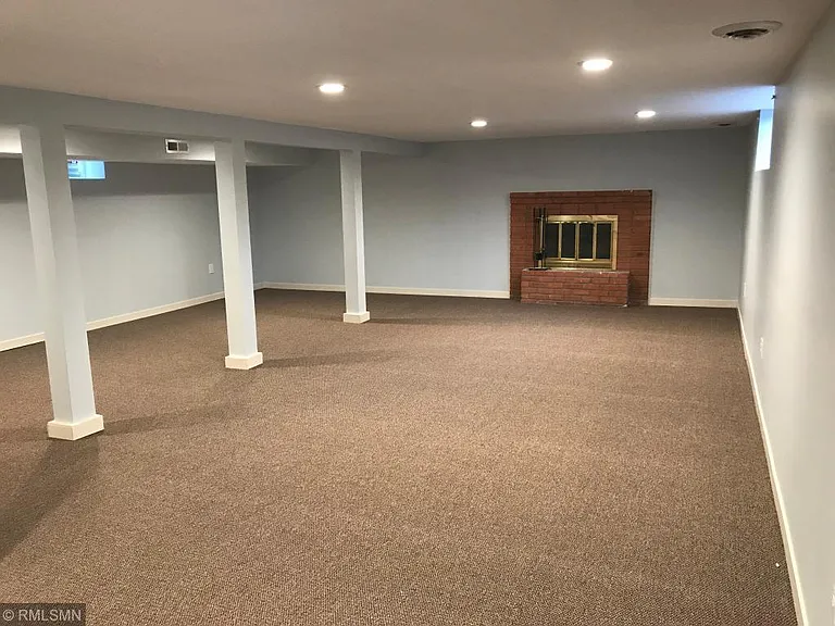3705 Chowen Curv — Photo 17