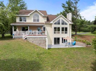 6375 Juniper Ln, Harbor Springs, MI 49740