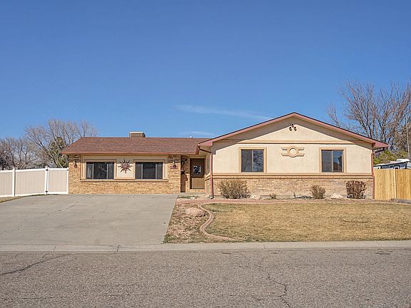 3rd image of 3086 Bookcliff Ave