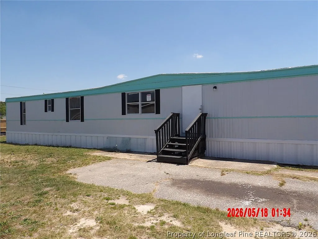 2 bed, 1.0 bath, 900 sqft, $800 — Photo 2