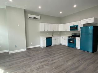 121 N. Lake, Albany, NY 12206