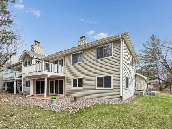 14365 Fairway Dr, Eden Prairie, MN 55344