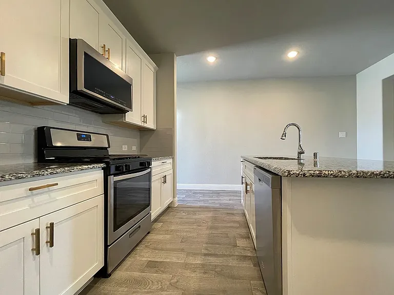 1540 Charismatic Ct — Photo 3