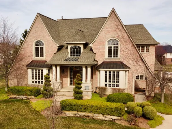 49166 Dominion Ct, Canton, MI 48187