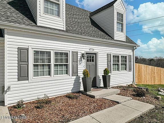 3rd image of 4724 Brierley Dr