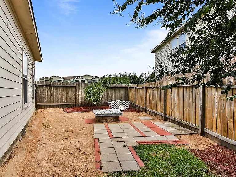 602 Blue Oasis Ct — Photo 47
