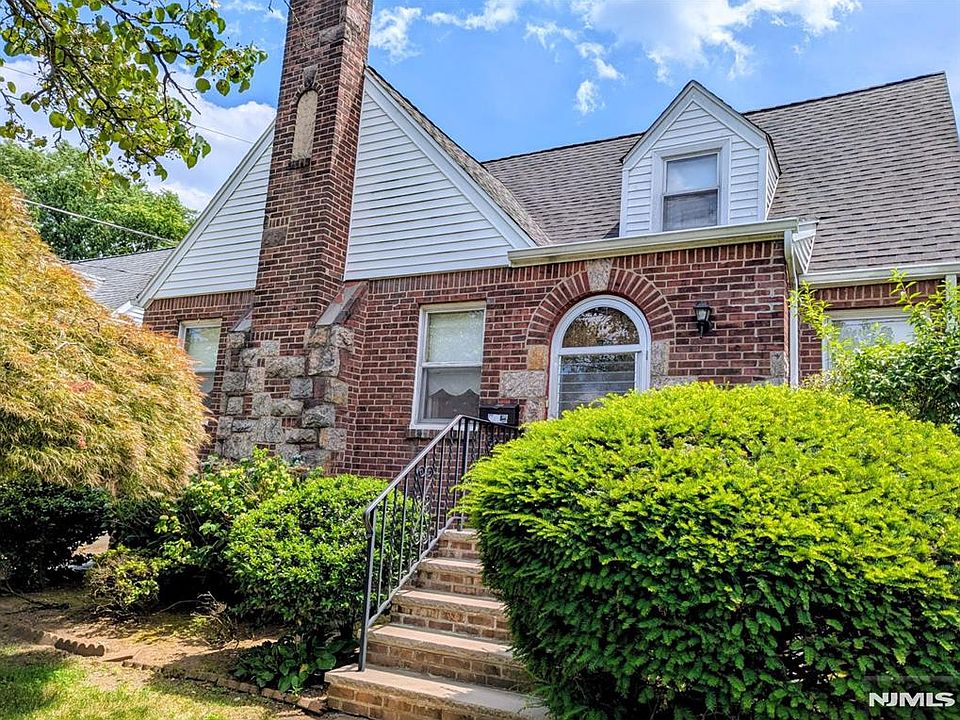 1st image of 32 Sylvan Ave