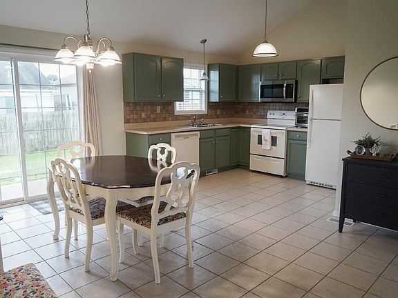 5th image of 4625 Baywood Ct