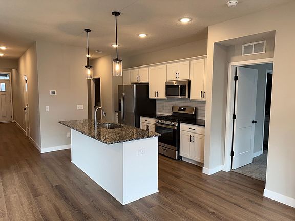 5th image of 10503 Robinwood Rd