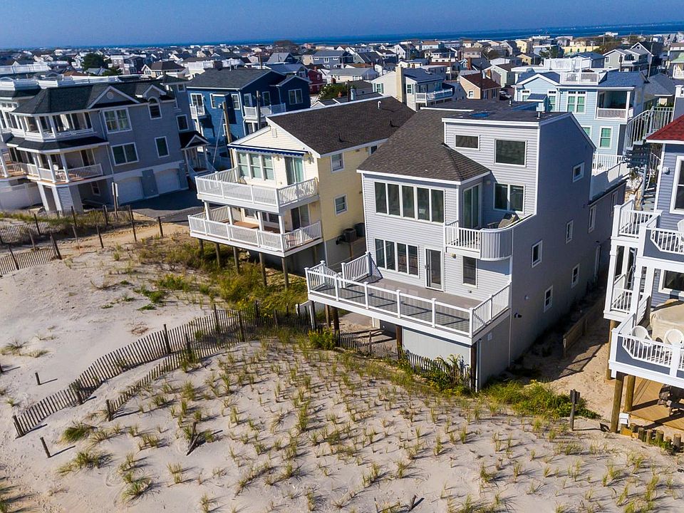 Blue Oceanfront Elevation