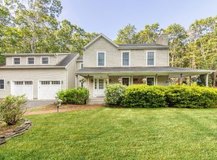 12 Summit Ave, East Hampton, NY 11937