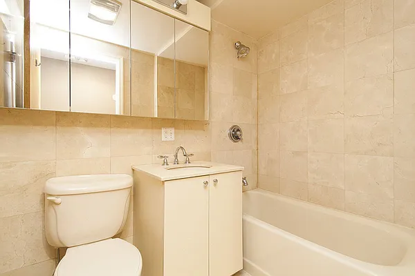 Rented by Real True Group | media 37