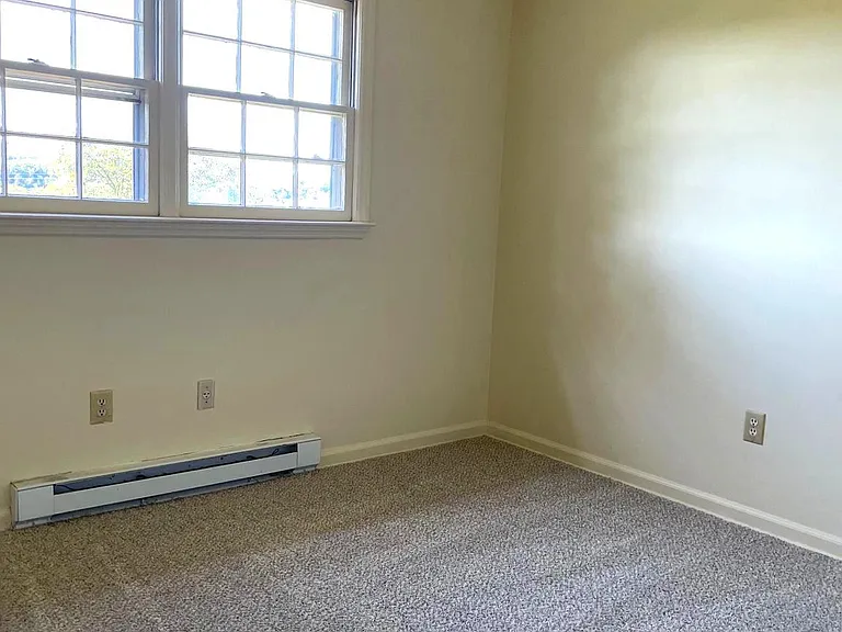 209 S Shenandoah Ave #A — Photo 8