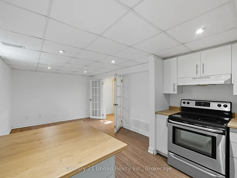 559 Hamilton St — Photo 36