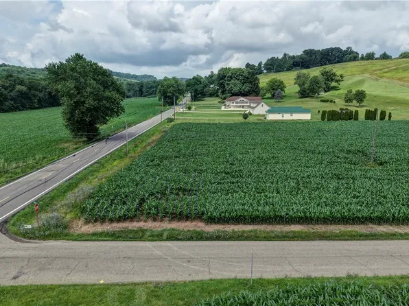 3380 Bair Rd NW, Dover, OH 44622