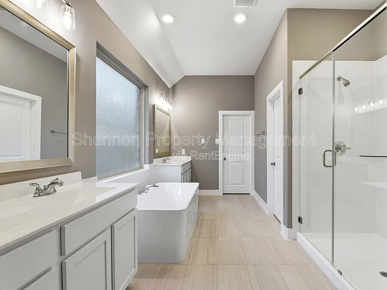 808 Marisol Bay Dr — Photo 14