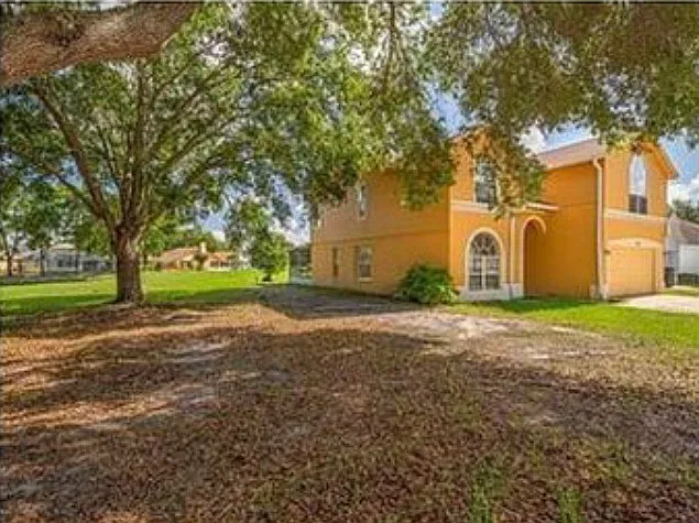 4 bed, 2032 sqft, $3,600 — Photo 2