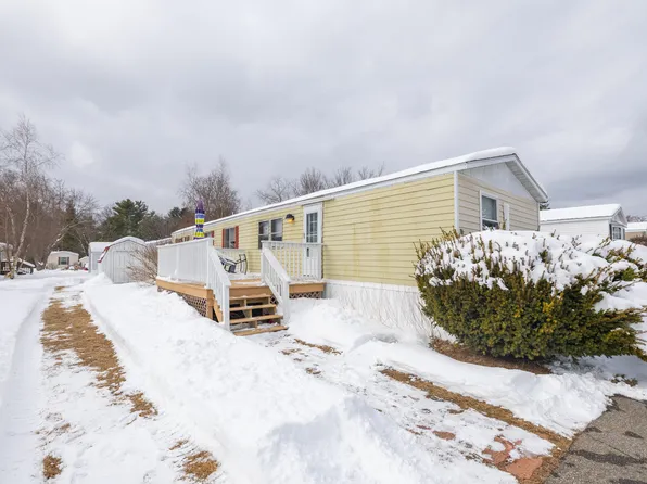 36 Fairview Drive, Lisbon, ME 04250