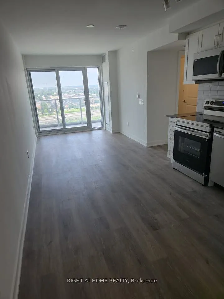 2 bed, $2,500 — Photo 3