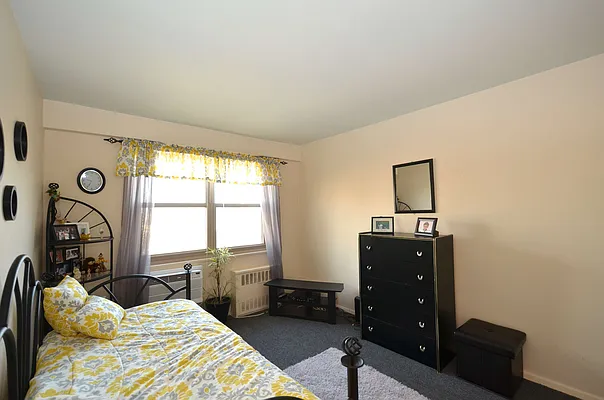 Sold by Calemine & Co. Real Estate | media 26