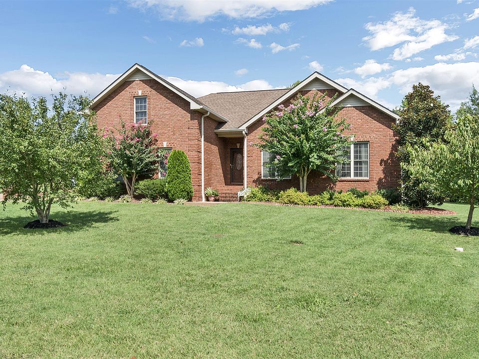 1st image of 305 Duvall Ct