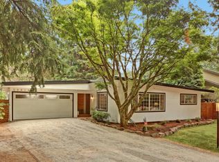 20818 Marine View Dr SW, Normandy Park, WA 98166